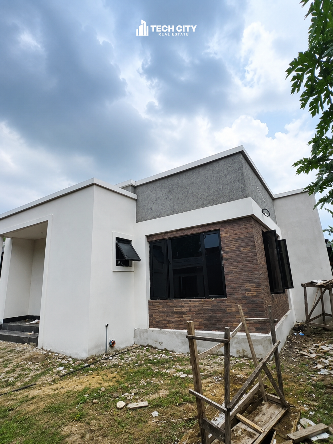 3-BEDROOM SMART BUNGALOW