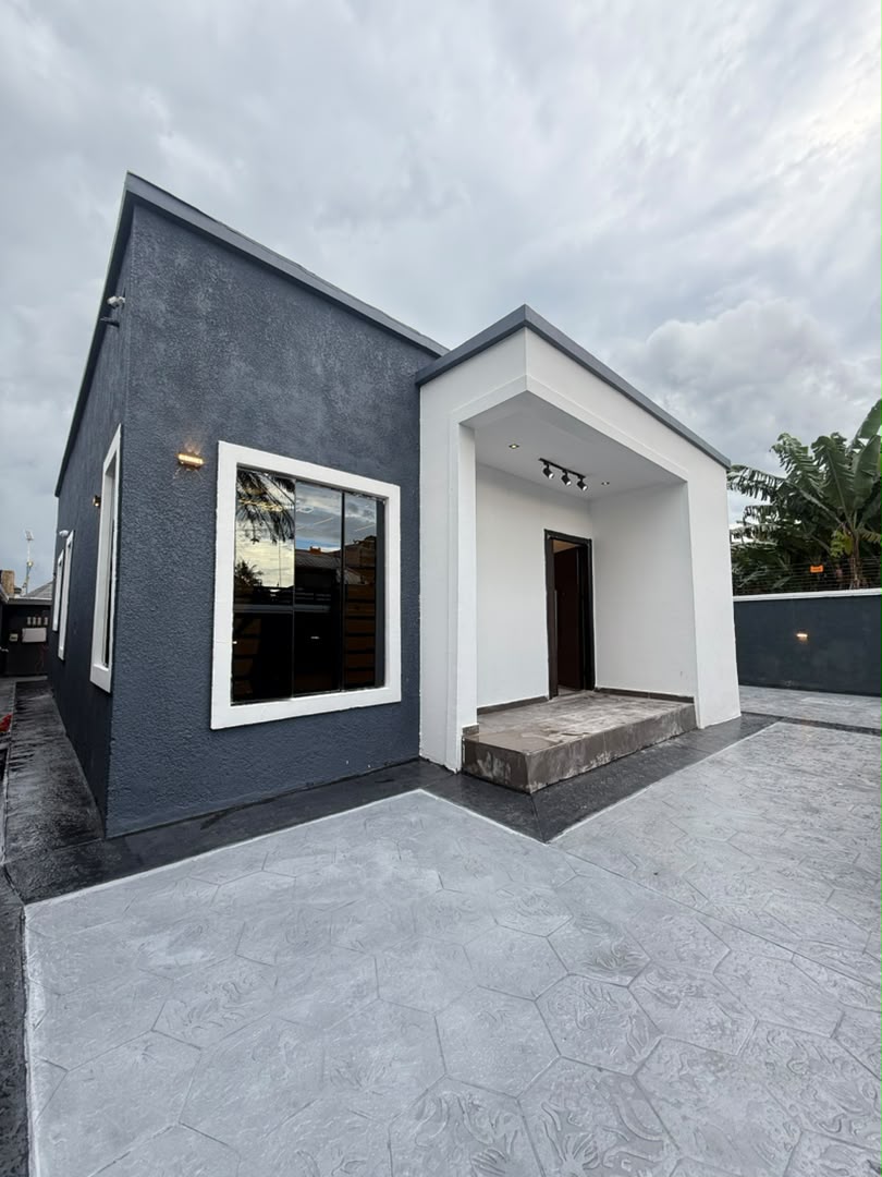 Contemporary 3Bedroom Bungalow